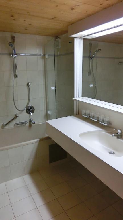 Haus Gstueat Apartment Lech am Arlberg Phòng bức ảnh
